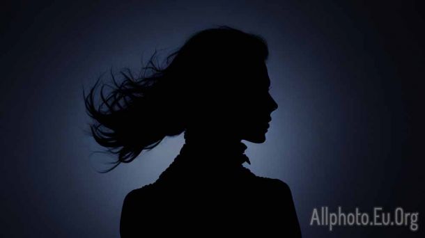 Creating Compelling Photos with Negative Space